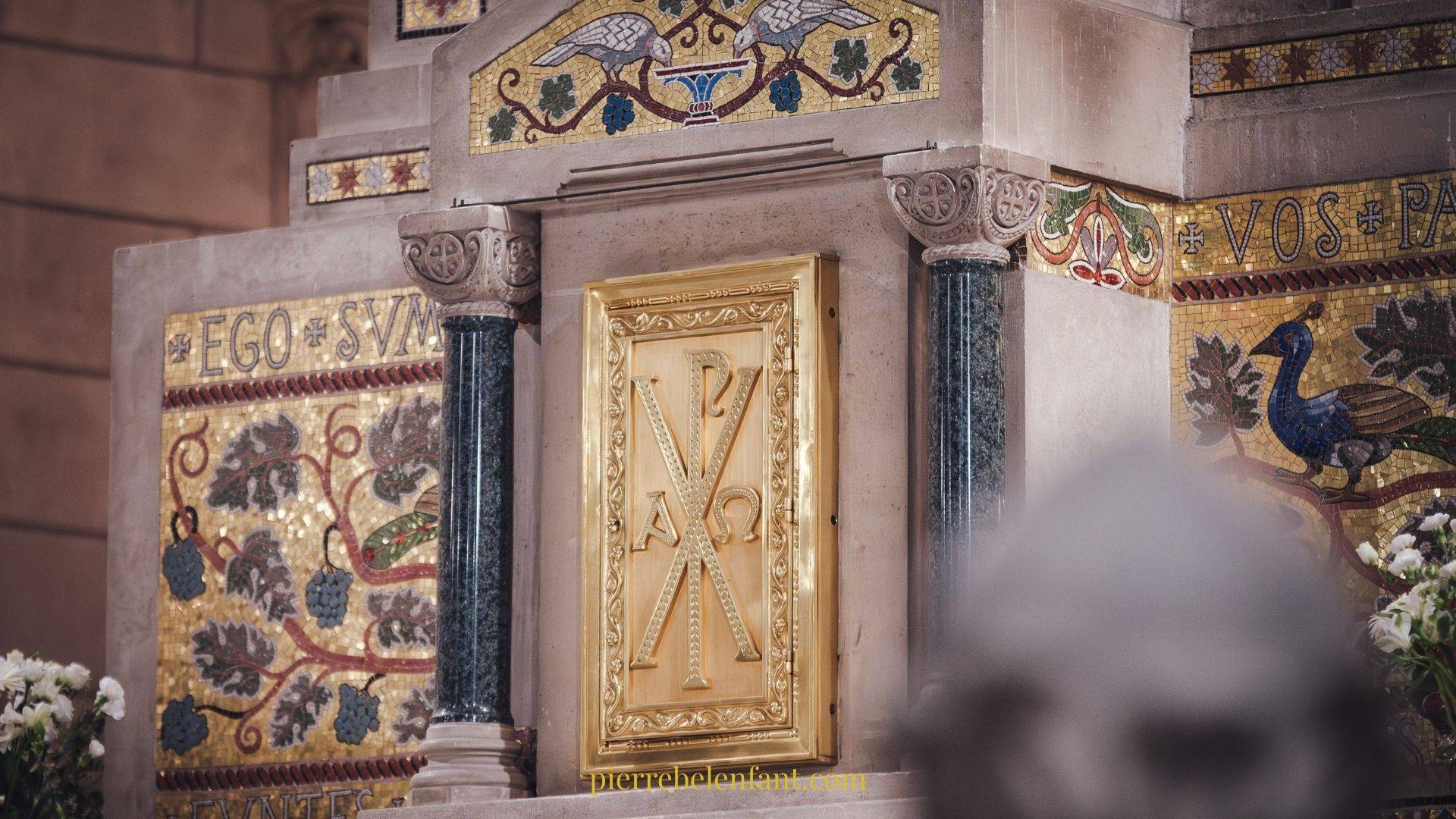 Offrir une messe à la Basilique Saint-Martin de Tours